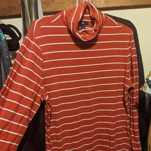 GAP orange and white turtleneck